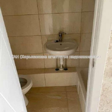 Продам квартиру, Веселая ул. , 1 кім., 19 м², капитальный ремонт 