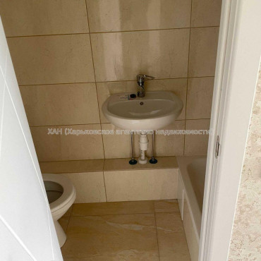 Продам квартиру, Веселая ул. , 1 кім., 19 м², капитальный ремонт 