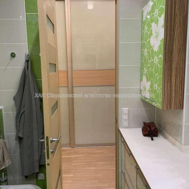 Продам квартиру, Евгения Енина ул. , 3  ком., 103 м², капитальный ремонт 