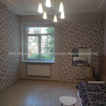 Продам квартиру, Евгения Енина ул. , 3  ком., 103 м², капитальный ремонт 