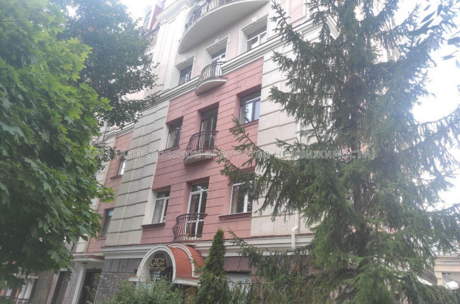 Продам квартиру, Евгения Енина ул. , 3 кім., 103 м², капитальный ремонт 