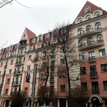 Продам квартиру, Евгения Енина ул. , 3  ком., 103 м², капитальный ремонт 