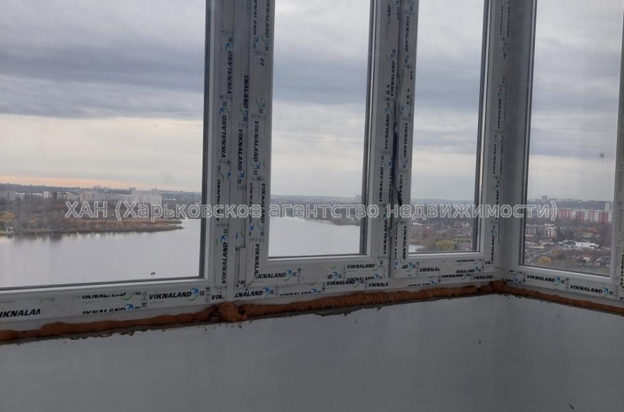 Продам квартиру, Непокоренных ул. , 2 кім., 61.30 м², без внутренних работ 