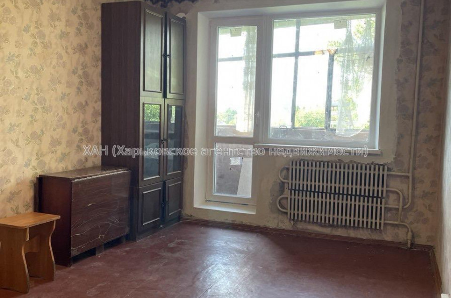 Продам квартиру, Леся Сердюка ул. , 1 кім., 32 м², косметический ремонт 