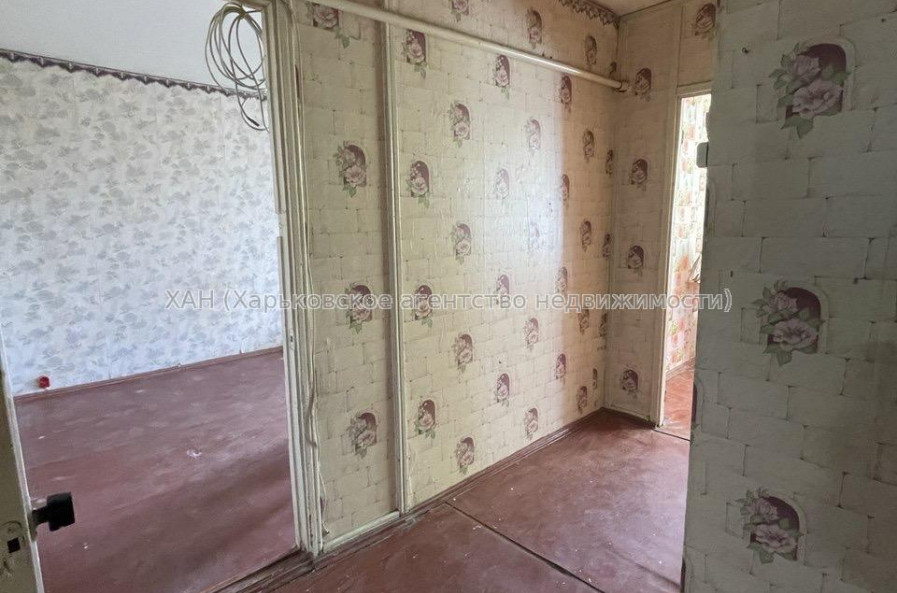 Продам квартиру, Леся Сердюка ул. , 1 кім., 32 м², косметический ремонт 