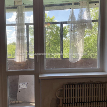 Продам квартиру, Леся Сердюка ул. , 1 кім., 32 м², косметический ремонт 