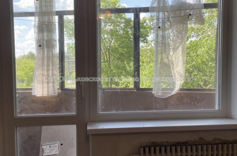 Продам квартиру, Леся Сердюка ул. , 1 кім., 32 м², косметический ремонт 