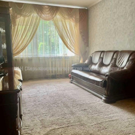 Продам квартиру, Мира ул. , 2 кім., 43 м², капитальный ремонт