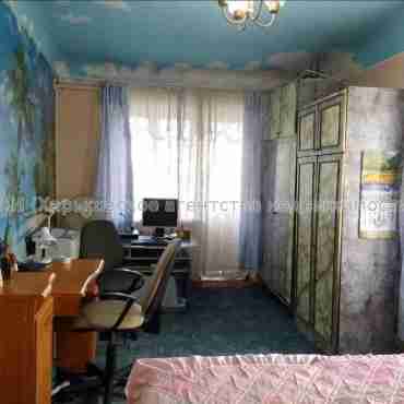 Продам квартиру, Александровский просп. , 1  ком., 32 м², косметический ремонт 