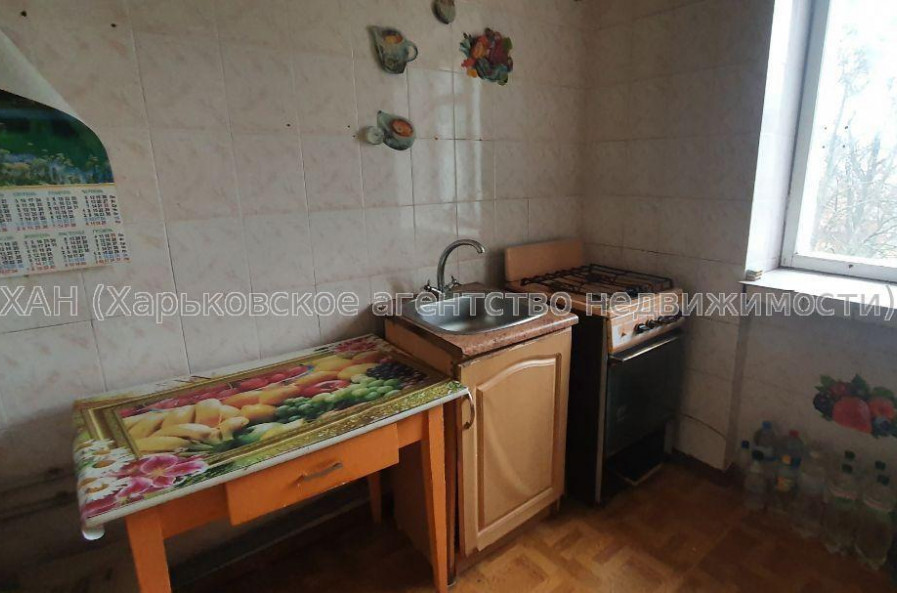 Продам квартиру, Александровский просп. , 1  ком., 32 м², косметический ремонт 