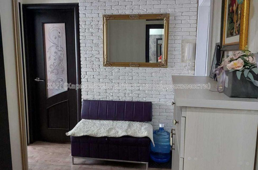 Продам квартиру, Валентиновская ул. , 2  ком., 47 м², капитальный ремонт 