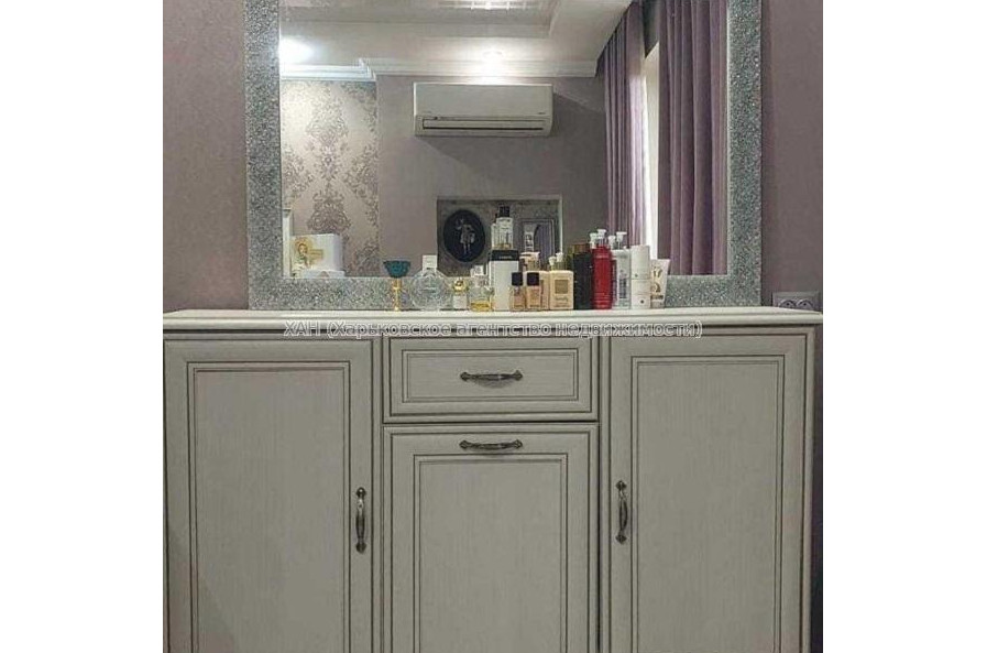 Продам квартиру, Валентиновская ул. , 2  ком., 47 м², капитальный ремонт 