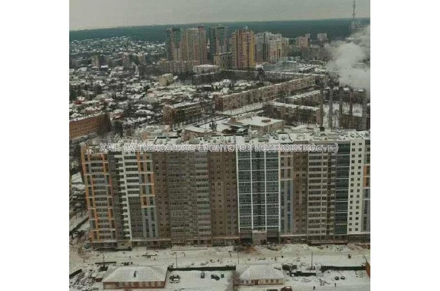 Продам квартиру, Шекспира пер. , 2 кім., 70 м², без внутренних работ 