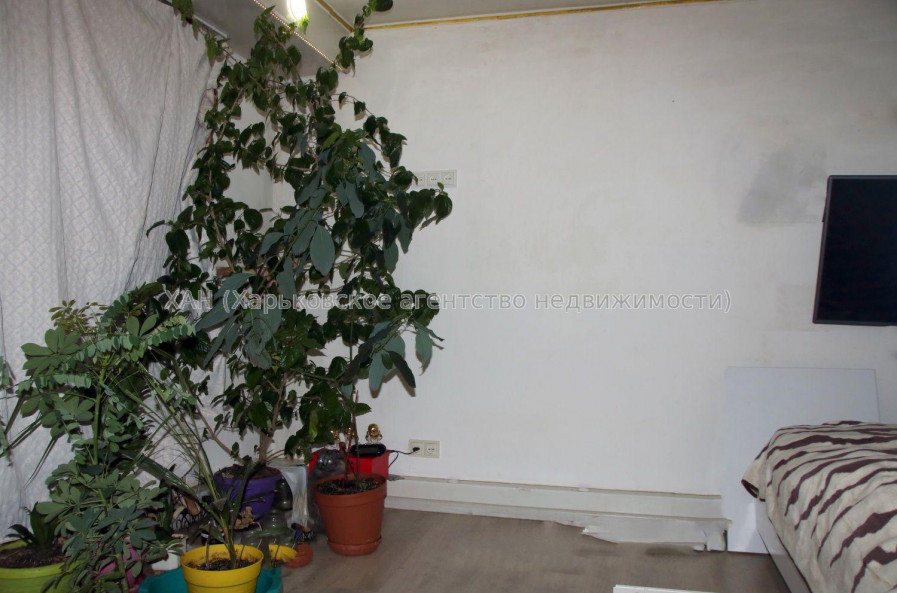 Продам квартиру, Лозовская ул. , 1  ком., 25 м², капитальный ремонт 