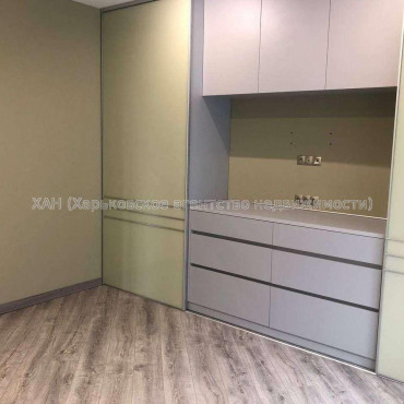 Продам квартиру, Клеменова Дача ул. , 2 кім., 122 м², авторский дизайн 