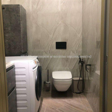 Продам квартиру, Клеменова Дача ул. , 2 кім., 122 м², авторский дизайн 