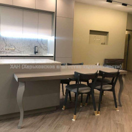Продам квартиру, Клеменова Дача ул. , 2 кім., 122 м², авторский дизайн