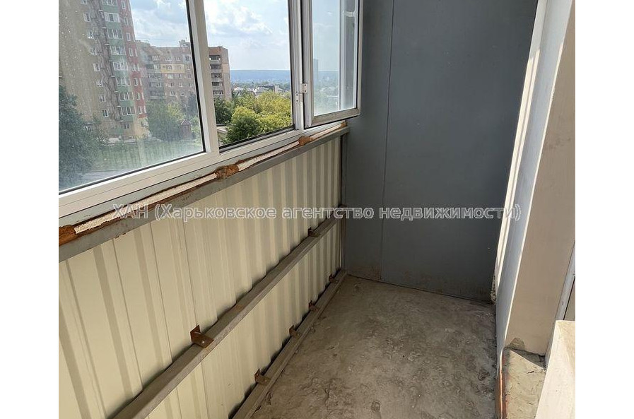 Продам квартиру, Науки просп. , 4  ком., 162 м², без внутренних работ 