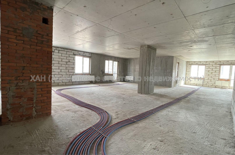 Продам квартиру, Науки просп. , 4  ком., 162 м², без внутренних работ 