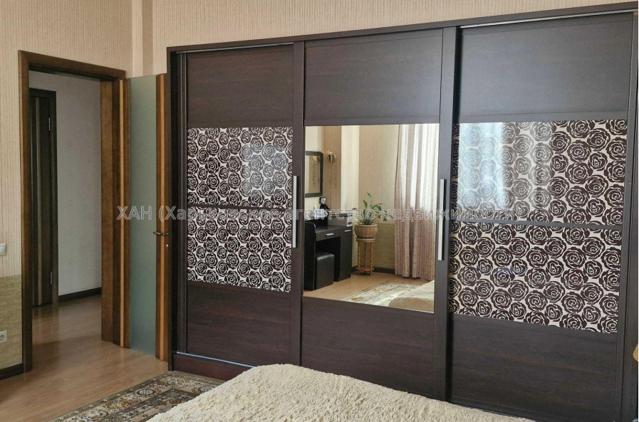 Продам квартиру, Петра Болбочана ул. , 4 кім., 153 м², евроремонт 