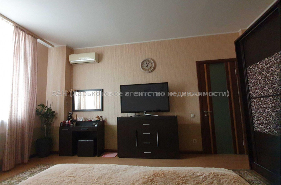 Продам квартиру, Петра Болбочана ул. , 4 кім., 153 м², евроремонт 
