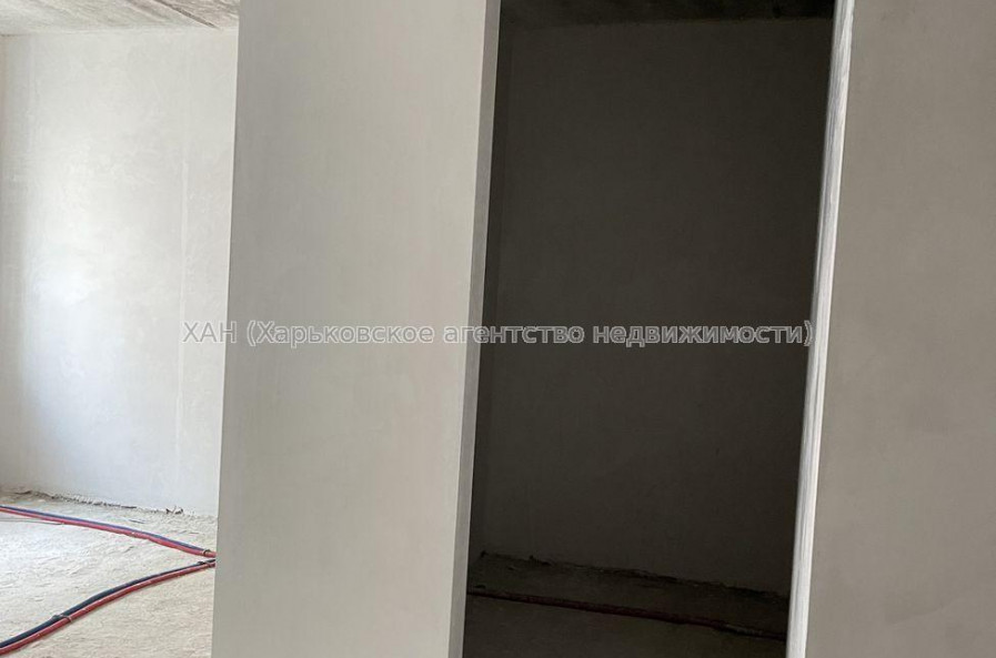 Продам квартиру, Шевченковский пер. , 1 кім., 35 м², частичный ремонт 