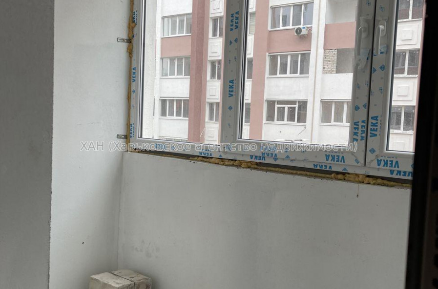 Продам квартиру, Шевченковский пер. , 1 кім., 35 м², частичный ремонт 