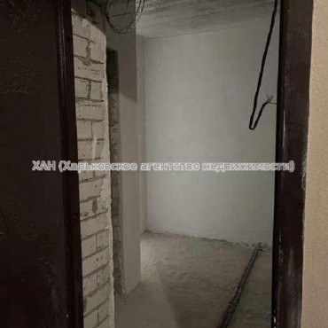 Продам квартиру, Шевченковский пер. , 1 кім., 35 м², частичный ремонт 