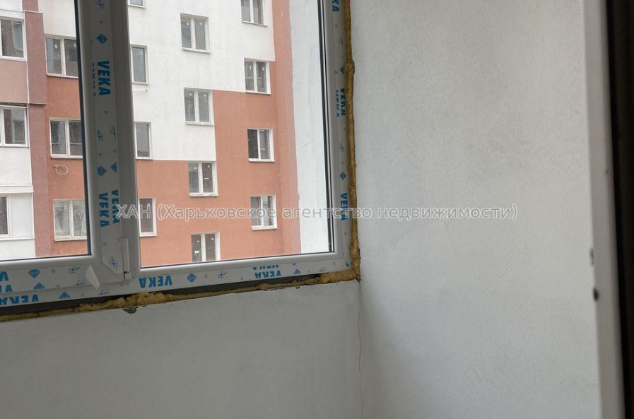 Продам квартиру, Шевченковский пер. , 1 кім., 35 м², частичный ремонт 