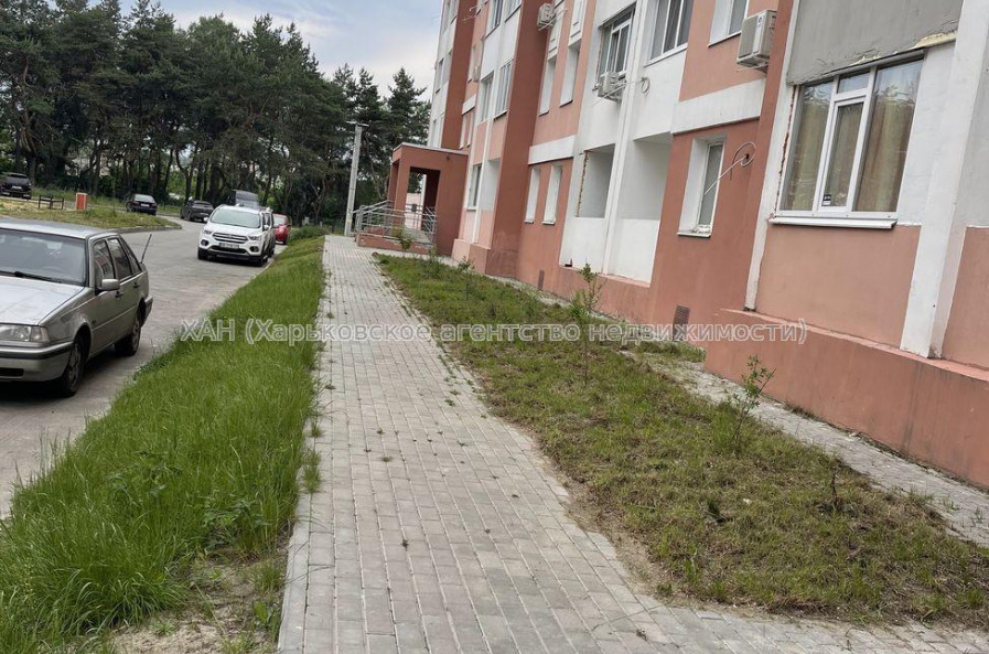 Продам квартиру, Шевченковский пер. , 1 кім., 35 м², частичный ремонт 