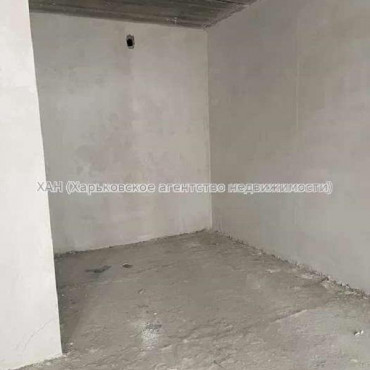 Продам квартиру, Шевченковский пер. , 1 кім., 35 м², частичный ремонт 