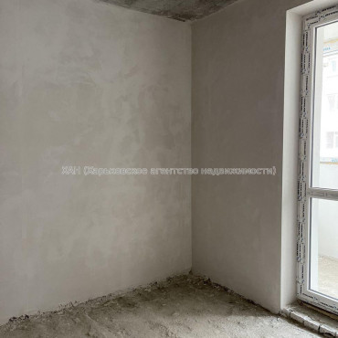 Продам квартиру, Шевченковский пер. , 1 кім., 35 м², частичный ремонт 