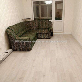 Продам квартиру, Тракторостроителей просп. , 3 кім., 62 м², капитальный ремонт