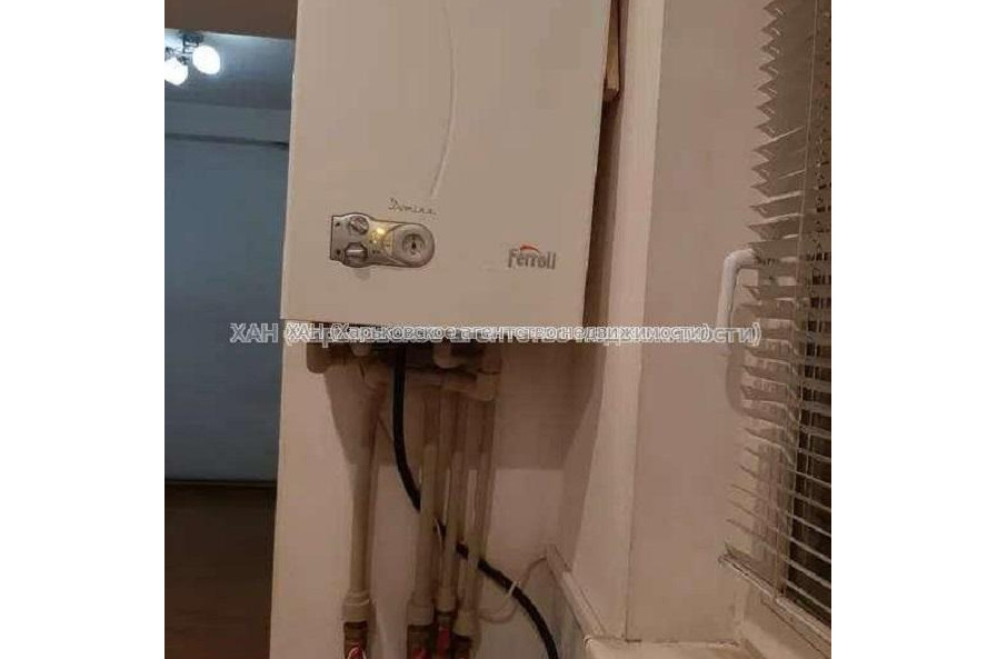 Продам квартиру, Малиновского ул. , 2 кім., 48 м², капитальный ремонт 