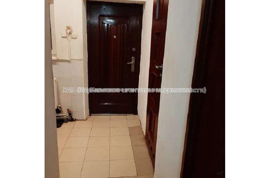 Продам квартиру, Малиновского ул. , 2 кім., 48 м², капитальный ремонт 
