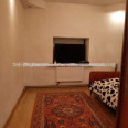 Продам квартиру, Малиновского ул. , 2 кім., 48 м², капитальный ремонт 