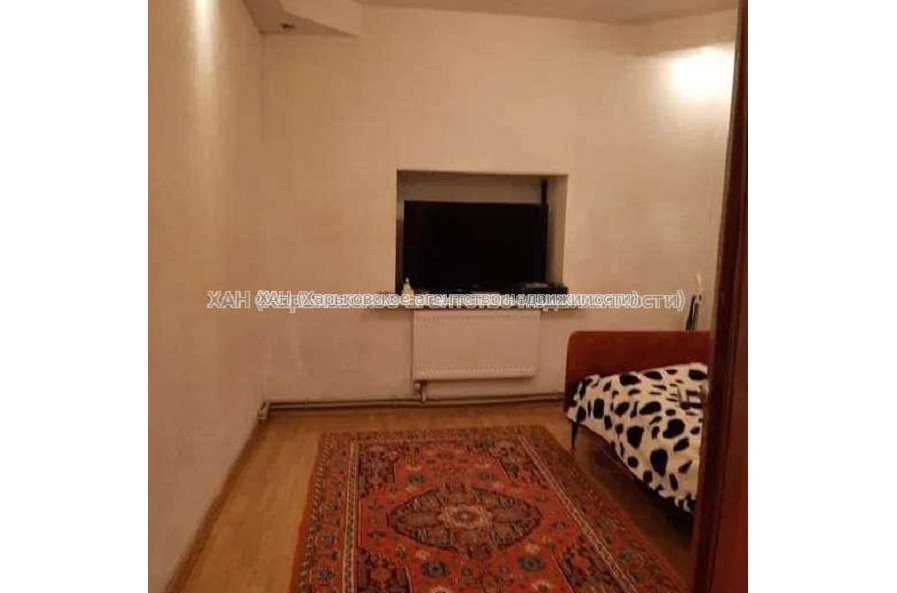 Продам квартиру, Малиновского ул. , 2 кім., 48 м², капитальный ремонт 