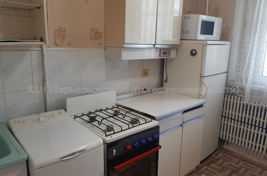 Продам квартиру, Гвардейцев Широнинцев ул. , д. 91 , 1  ком., 36.50 м², косметический ремонт 