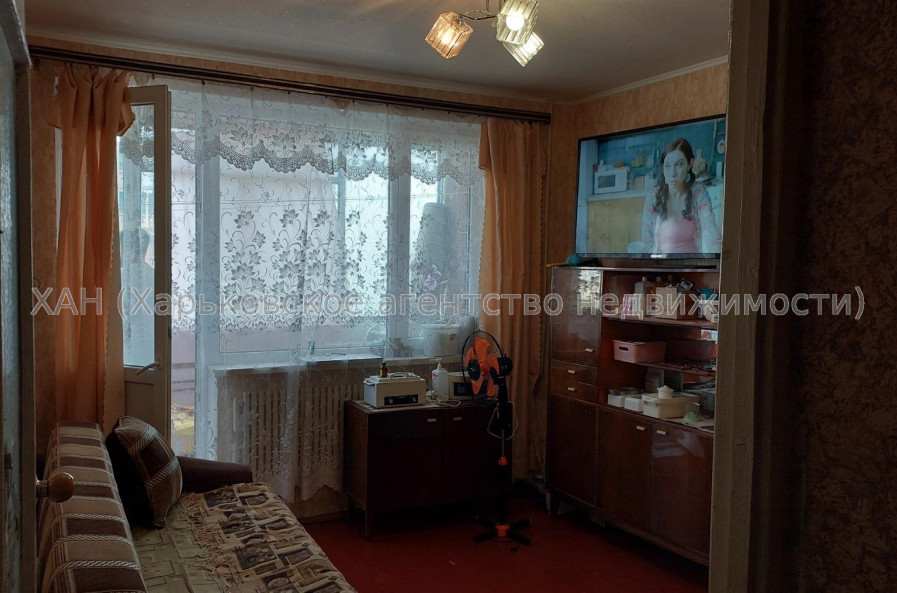 Продам квартиру, Зубарева Александра ул. , 1 кім., 35 м², косметический ремонт 