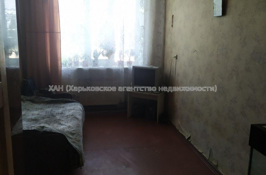 Продам квартиру, Аэрофлотская ул. , 3 кім., 75 м², косметический ремонт 