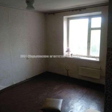 Продам квартиру, Киргизская ул. , 2  ком., 36 м², советский ремонт 