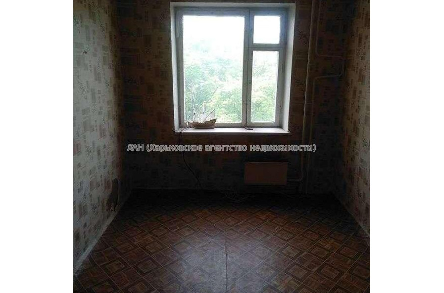 Продам квартиру, Киргизская ул. , 2  ком., 36 м², советский ремонт 