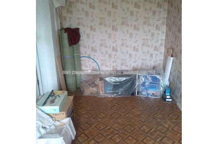 Продам квартиру, Киргизская ул. , 2  ком., 36 м², советский ремонт 
