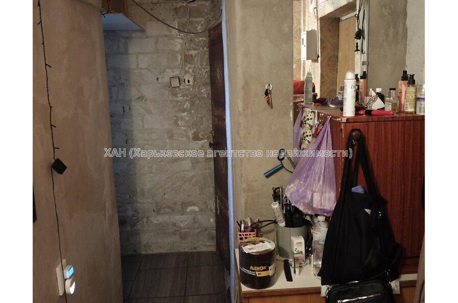 Продам квартиру, Киргизская ул. , 2  ком., 36 м², советский ремонт 