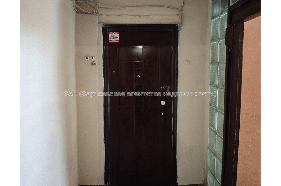 Продам квартиру, Киргизская ул. , 2  ком., 36 м², советский ремонт 