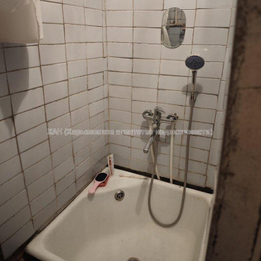 Продам квартиру, Киргизская ул. , 2  ком., 36 м², советский ремонт 