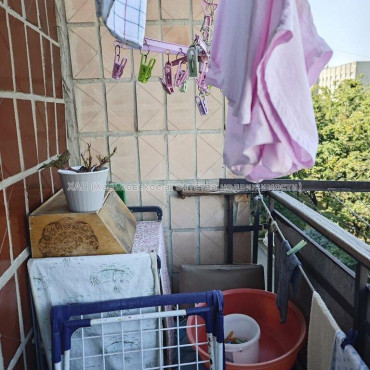 Продам квартиру, Киргизская ул. , 2  ком., 36 м², советский ремонт 