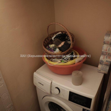 Продам квартиру, Киргизская ул. , 2  ком., 36 м², советский ремонт 