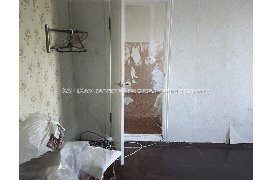 Продам квартиру, Киргизская ул. , 2  ком., 36 м², советский ремонт 