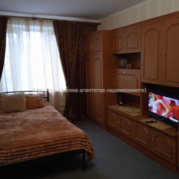 Продам квартиру, Соича ул. , 1 кім., 26 м², капитальный ремонт 